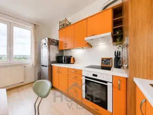 Prodej bytu 1+kk, Praha - Stodůlky, Na Výrovně, 37 m2