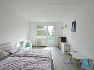 Pronájem bytu 2+1, Nová Paka, K Hájku, 52 m2