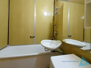 Pronájem bytu 2+1, Nová Paka, K Hájku, 52 m2