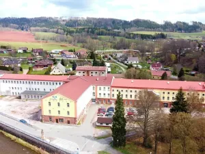 Pronájem skladu, Trutnov, Tovární, 1610 m2