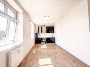 Pronájem bytu 1+kk, Znojmo, Jiráskova, 33 m2