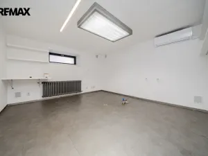 Pronájem ordinace, Ostrava - Mariánské Hory, Tvorkovských, 118 m2