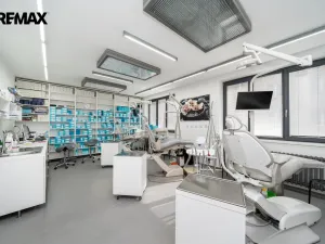 Pronájem ordinace, Ostrava - Mariánské Hory, Tvorkovských, 118 m2