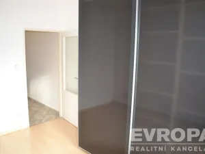 Pronájem bytu 2+kk, Praha - Kyje, Lásenická, 52 m2