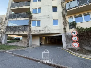 Prodej garáže, Praha - Hostivař, Budapešťská, 27 m2