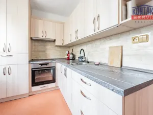 Prodej bytu 3+1, Černá v Pošumaví - Bližná, 76 m2