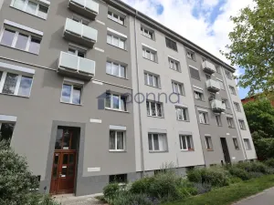 Pronájem bytu 1+kk, Praha, Hartigova, 36 m2