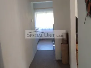Prodej chaty, Jesenice, U Velkého rybníka, 47 m2