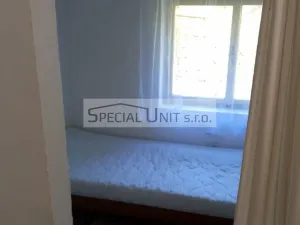 Prodej chaty, Jesenice, U Velkého rybníka, 47 m2