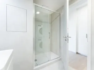 Pronájem bytu 1+kk, Praha - Vysočany, Poděbradská, 39 m2