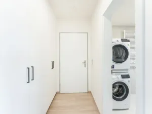 Pronájem bytu 1+kk, Praha - Vysočany, Poděbradská, 39 m2