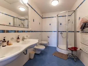 Pronájem rodinného domu, Praha - Nebušice, Nad Želivkou, 262 m2