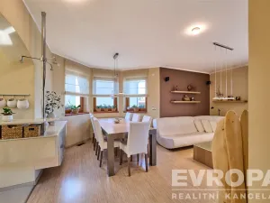 Prodej rodinného domu, Hradec Králové - Svobodné Dvory, Cihlářská, 229 m2