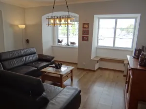 Prodej apartmánu, Vroutek, Kryrská, 270 m2