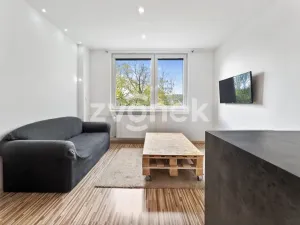 Pronájem bytu 2+kk, Zlín, Javorová, 34 m2