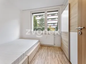 Pronájem bytu 2+kk, Zlín, Javorová, 34 m2