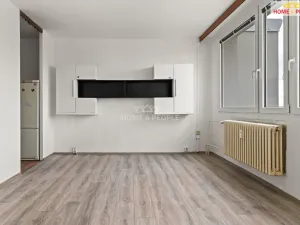 Pronájem bytu 1+1, Nymburk, Růžová, 33 m2