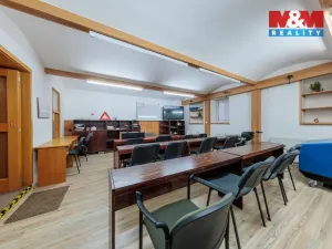 Prodej obchodního prostoru, Karlovy Vary, Moskevská, 57 m2