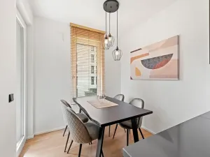Pronájem bytu 2+kk, Praha - Hloubětín, Waltariho, 57 m2