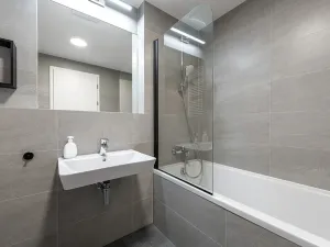 Pronájem bytu 2+kk, Praha - Hloubětín, Waltariho, 57 m2