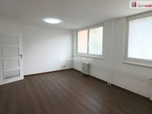 Pronájem bytu 1+kk, Kamenice, Sídliště II, 33 m2