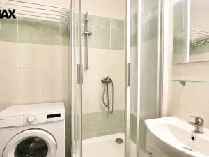 Pronájem bytu 2+1, Hradec Králové, Buzulucká, 70 m2