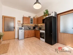 Prodej bytu 2+1, Ostrava - Mariánské Hory, Korunní, 77 m2