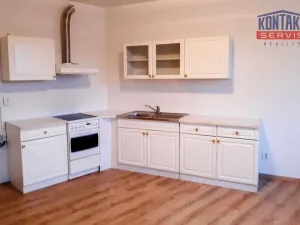 Pronájem bytu 1+kk, Ševětín, náměstí Šimona Lomnického, 33 m2