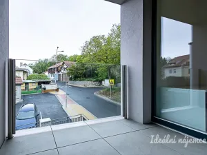 Pronájem bytu 2+kk, Praha - Lysolaje, Lysolajské údolí, 62 m2