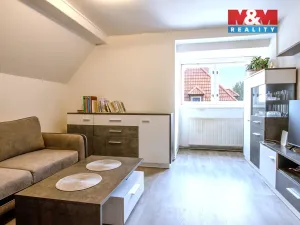 Prodej bytu 3+1, Cvikov - Cvikov II, Komenského, 48 m2