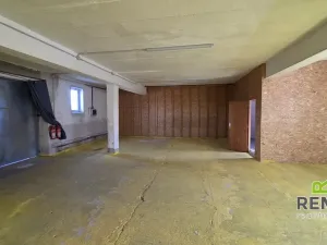 Pronájem skladu, Drslavice, 300 m2
