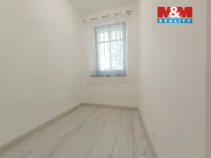 Pronájem bytu 2+1, Kladno, V. Burgra, 40 m2