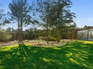 Prodej obchodního prostoru, Velké Přítočno, 350 m2