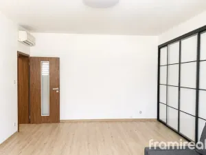 Pronájem bytu 2+1, Brno, Masarykova, 70 m2