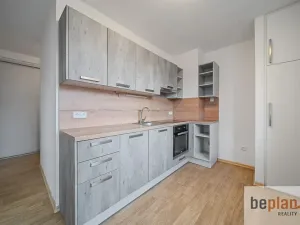 Pronájem bytu 3+1, Hořice, Riegrova, 62 m2