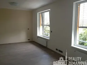 Pronájem bytu 1+kk, Praha - Michle, Hanusova, 37 m2
