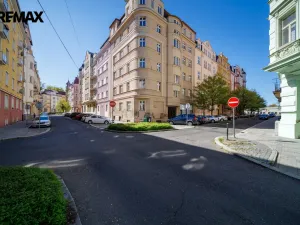 Prodej obchodního prostoru, Karlovy Vary, K. Čapka, 113 m2