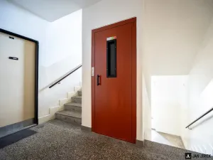 Pronájem bytu 2+1, Pardubice - Bílé Předměstí, Bezdíčkova, 49 m2