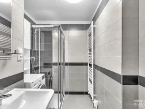 Pronájem bytu 2+kk, Hradec Králové, Ve Stromovce, 66 m2