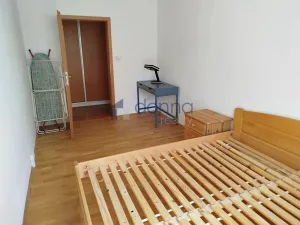 Pronájem bytu 2+kk, Praha, Urbánkova, 45 m2