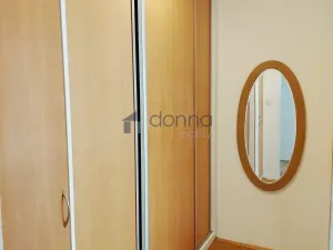 Pronájem bytu 2+kk, Praha, Urbánkova, 45 m2