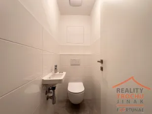 Pronájem bytu 3+kk, Hradec Králové, Pod Zámečkem, 71 m2