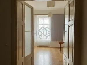 Pronájem bytu 2+1, Praha - Karlín, Sokolovská, 75 m2