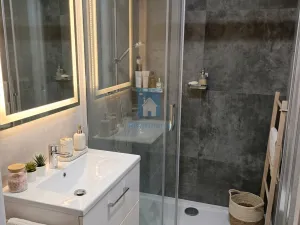 Pronájem bytu 2+kk, Praha, Španielova, 60 m2