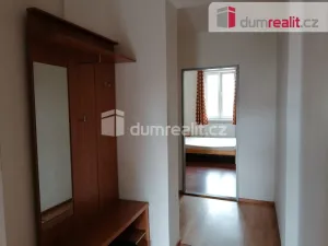 Pronájem bytu 2+kk, Praha - Kobylisy, Zenklova, 55 m2