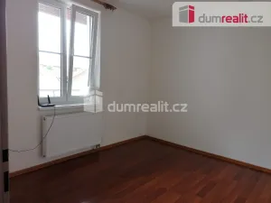 Pronájem bytu 2+kk, Praha - Kobylisy, Zenklova, 55 m2