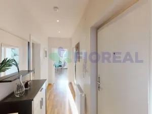 Pronájem bytu 1+kk, Praha - Vinohrady, Lublaňská, 41 m2