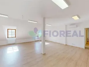 Pronájem kanceláře, Praha - Karlín, Sokolovská, 220 m2