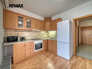 Pronájem bytu 2+kk, Poděbrady, Hakenova, 43 m2