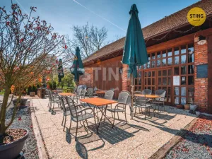 Prodej rodinného domu, Kunětice, 500 m2